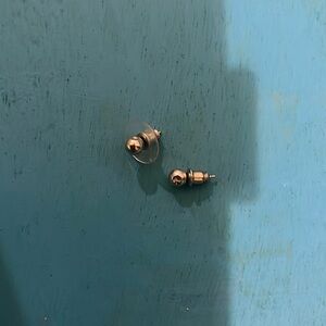 10k white gold one small dent studs 5mm